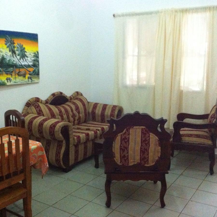 Residencial Estephany โซซูอา ภายนอก รูปภาพ